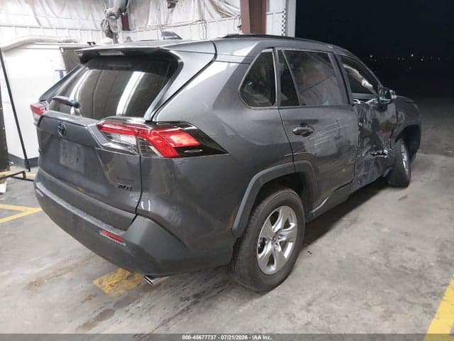 2025 TOYOTA RAV4 XLE 4