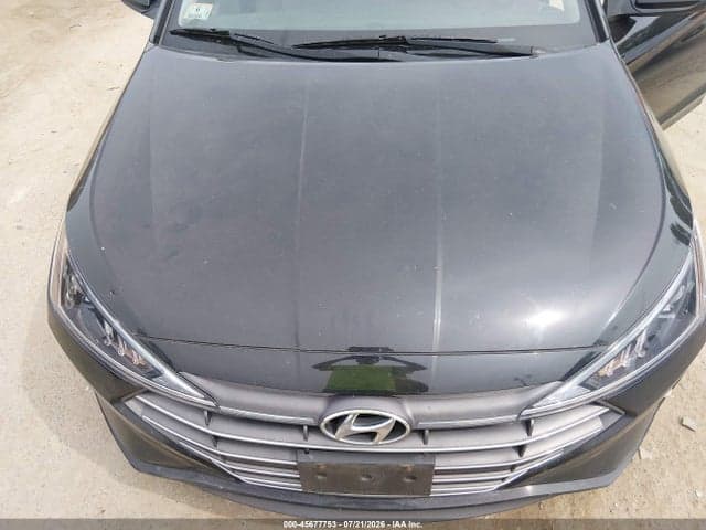 2020 HYUNDAI ELANTRA SE 6