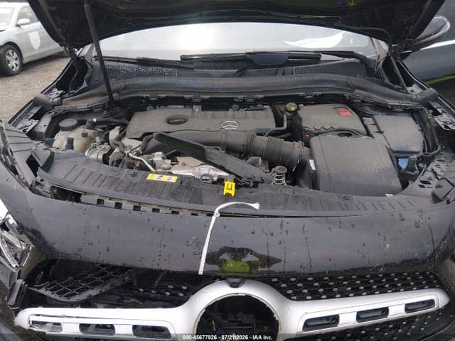 2022 MERCEDES-BENZ GLA 250 4MATIC 10