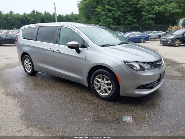 2020 CHRYSLER VOYAGER LX 1