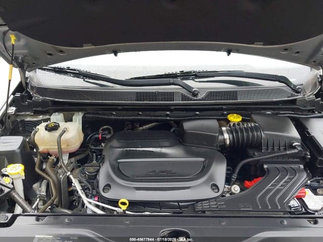 2020 CHRYSLER VOYAGER LX 10