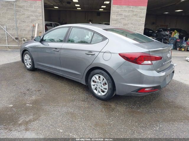 2019 HYUNDAI ELANTRA SE 3