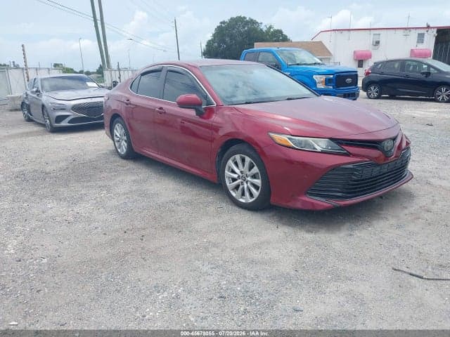 2019 TOYOTA CAMRY LE 1
