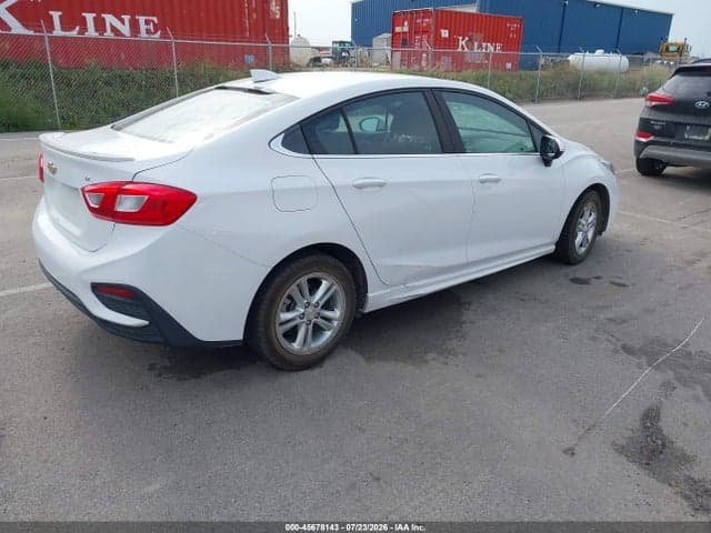 2017 CHEVROLET CRUZE LT AUTO 4