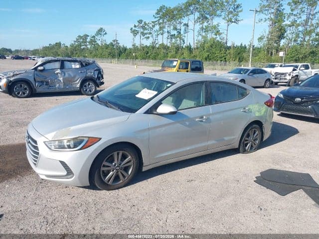 2017 HYUNDAI ELANTRA SE 2