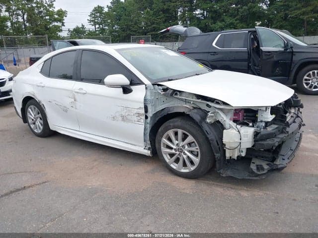 2025 TOYOTA CAMRY SE 6
