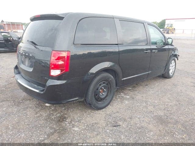 2019 DODGE GRAND CARAVAN SE 4
