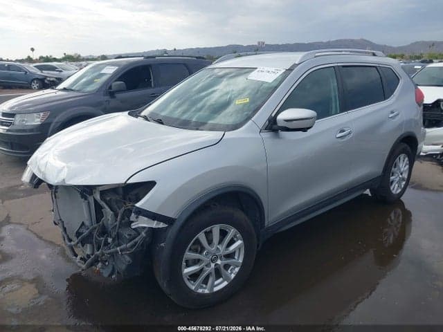 2017 NISSAN ROGUE SV 3