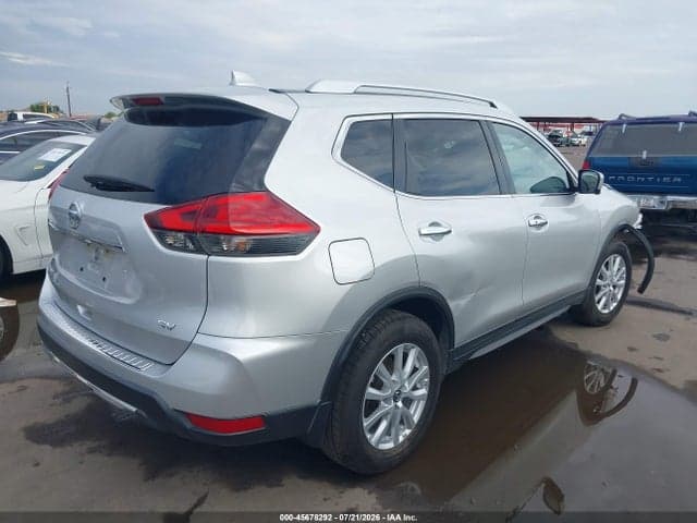 2017 NISSAN ROGUE SV 5