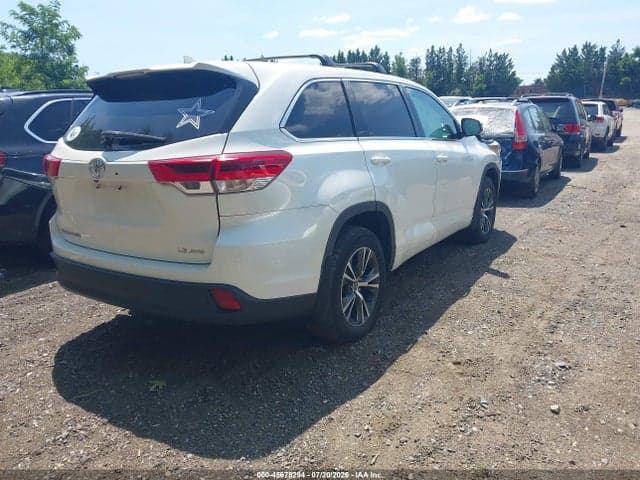 2017 TOYOTA HIGHLANDER LE PLUS 4