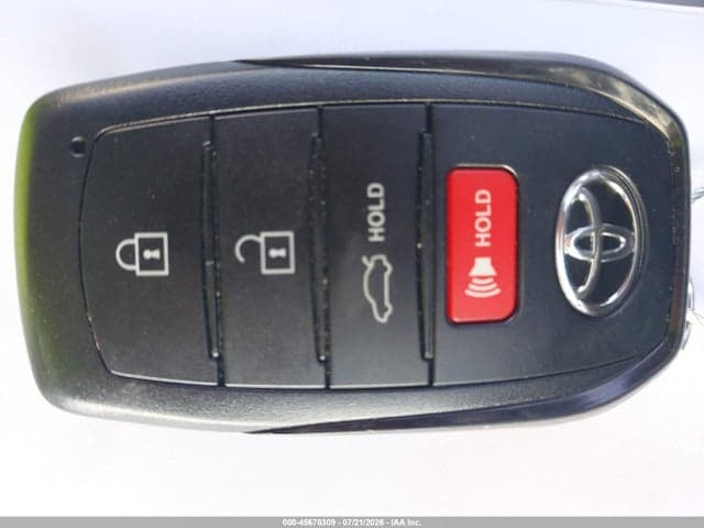 2025 TOYOTA CAMRY SE 11