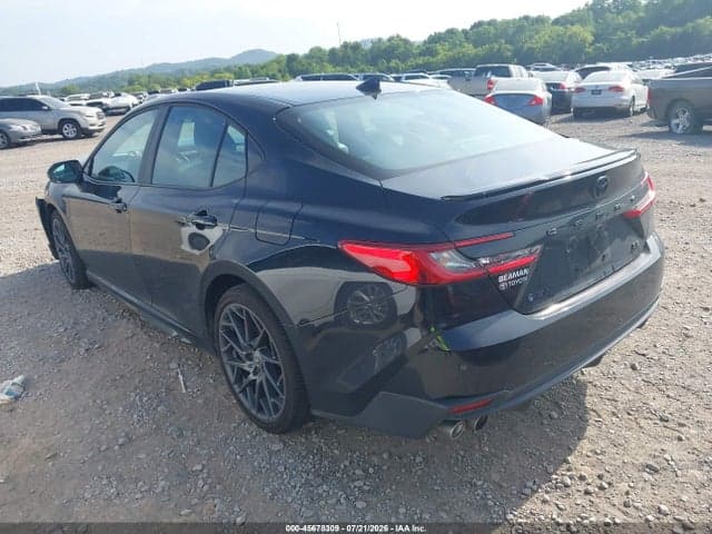 2025 TOYOTA CAMRY SE 3