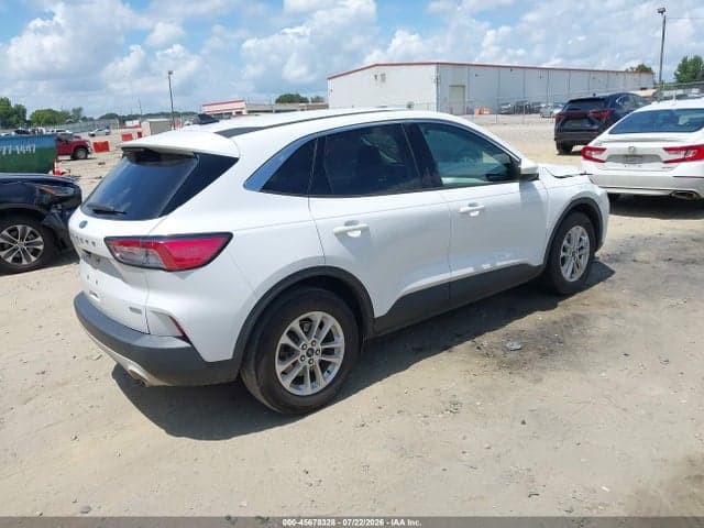 2020 FORD ESCAPE SE 4