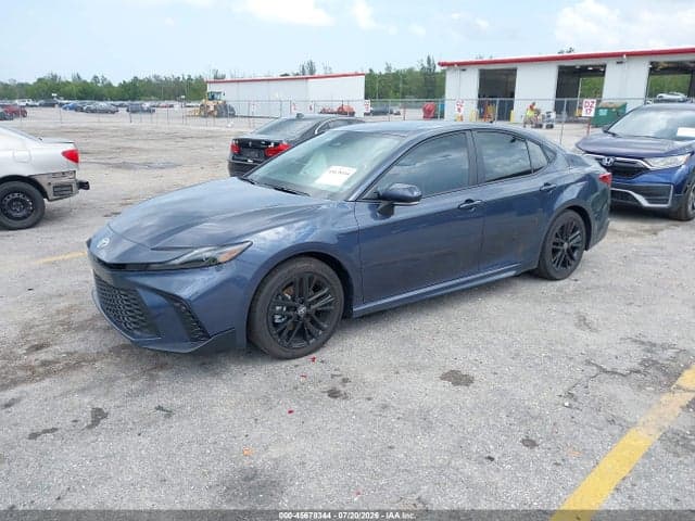 2026 TOYOTA CAMRY SE 2