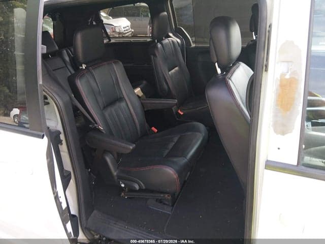 2017 DODGE GRAND CARAVAN GT 8