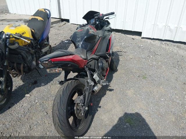 2025 KAWASAKI EX650 R 4