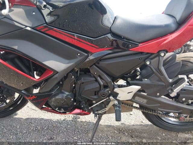 2025 KAWASAKI EX650 R 9
