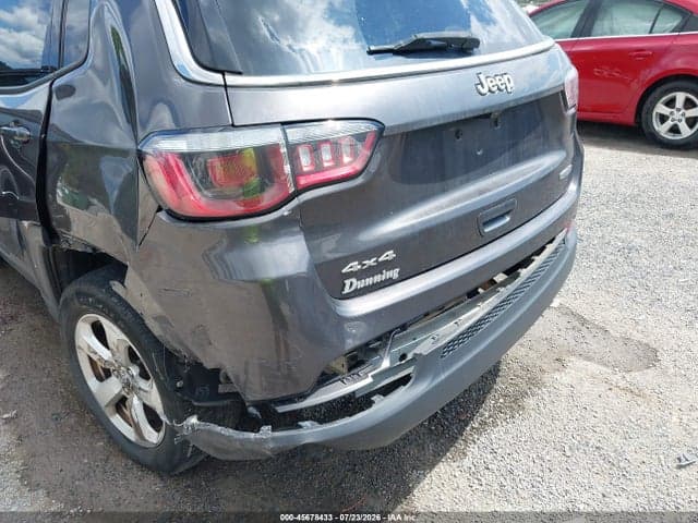 2018 JEEP COMPASS LATITUDE 4X4 17
