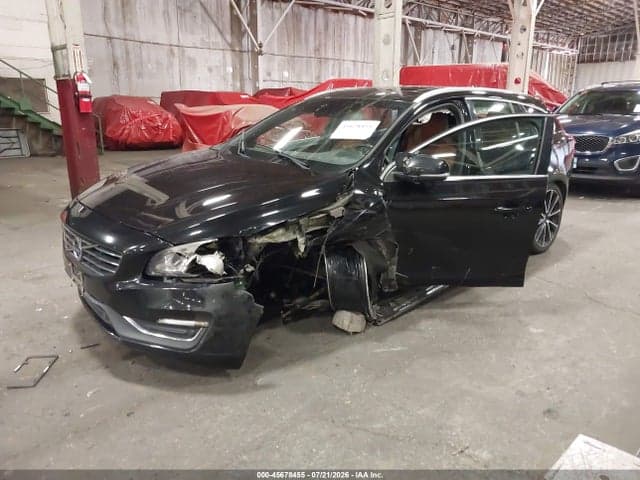 2017 VOLVO V60 T5 PREMIER 2