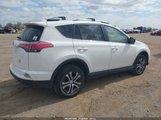 2017 TOYOTA RAV4 LE 4