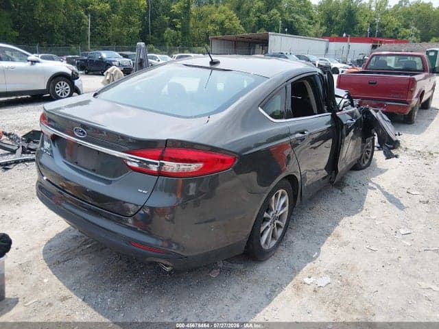 2017 FORD FUSION SE 4