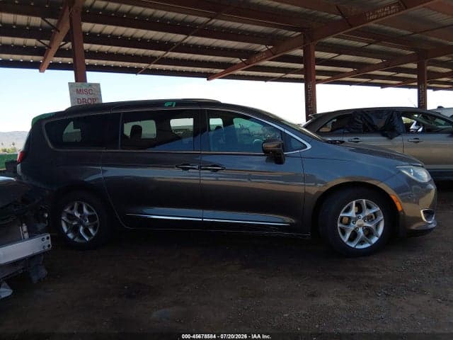 2020 CHRYSLER PACIFICA TOURING L 13