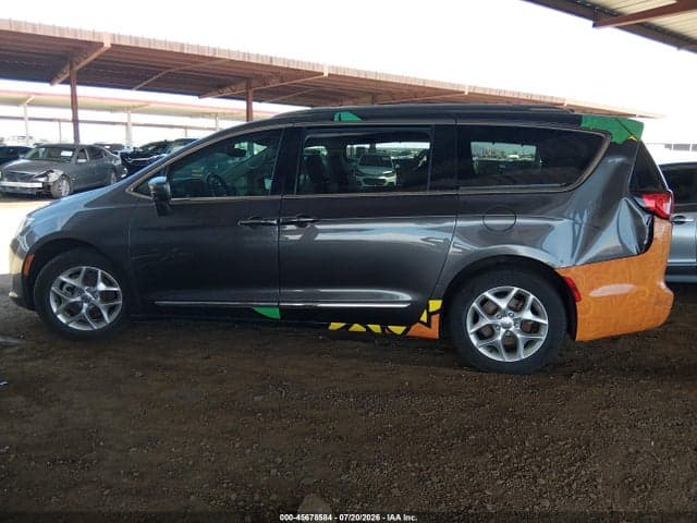 2020 CHRYSLER PACIFICA TOURING L 14