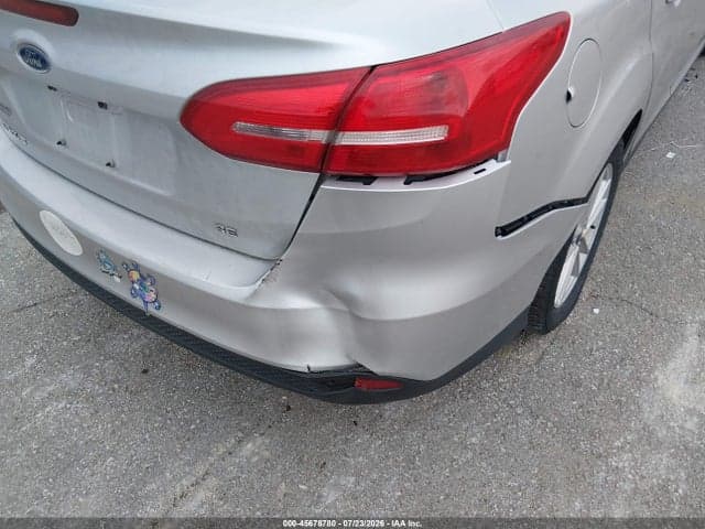 2017 FORD FOCUS SE 6