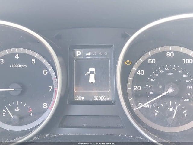 2017 HYUNDAI SANTA FE SE 7
