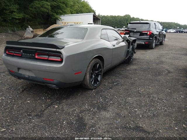2017 DODGE CHALLENGER R/T 4