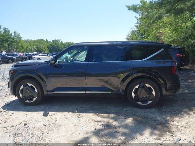 2024 KIA EV9 LAND 14
