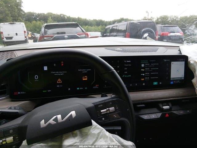 2024 KIA EV9 LAND 18