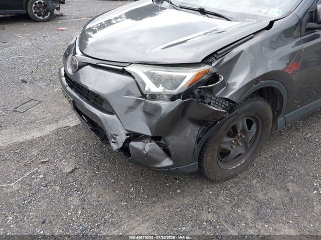 2017 TOYOTA RAV4 LE 6