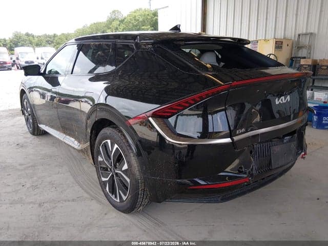 2022 KIA EV6 WIND 3