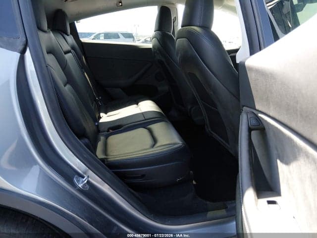 2024 TESLA MODEL Y LONG RANGE DUAL MOTOR ALL-WHEEL DRIVE 8