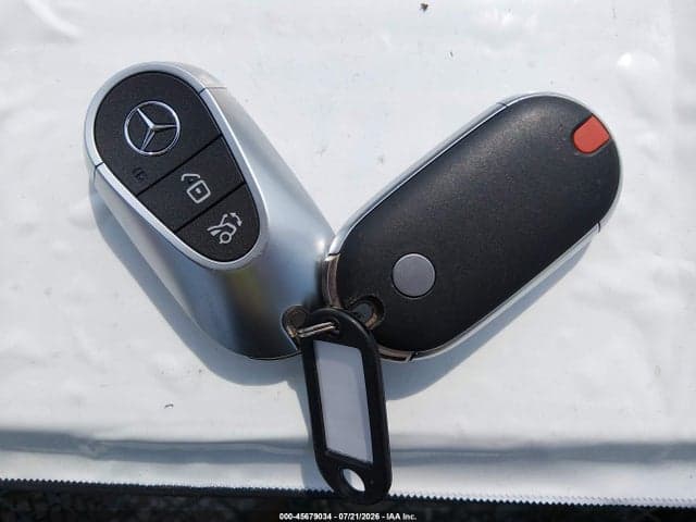 2026 MERCEDES-BENZ CLE 300 11