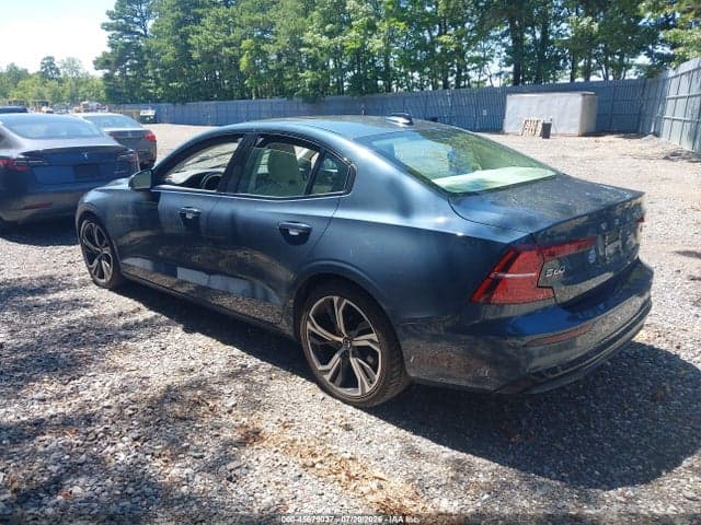 2024 VOLVO S60 B5 CORE DARK THEME 3