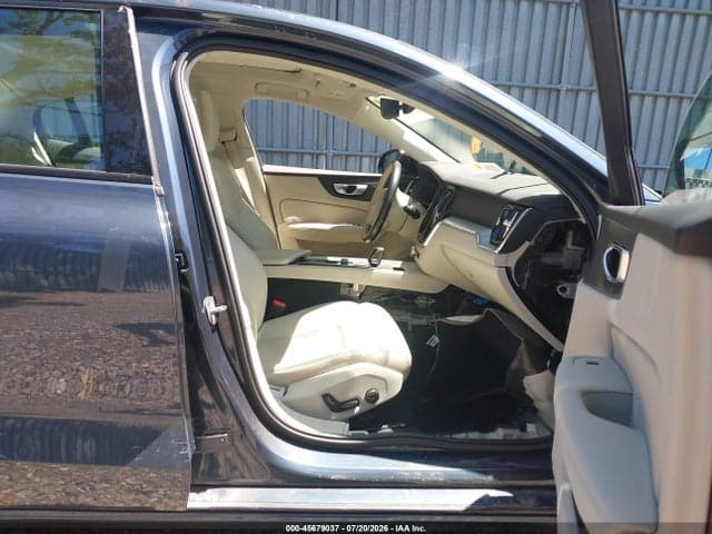 2024 VOLVO S60 B5 CORE DARK THEME 5