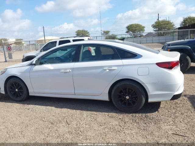 2018 HYUNDAI SONATA SE 14