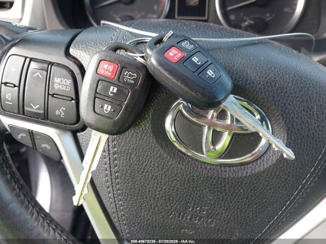 2018 TOYOTA HIGHLANDER LE PLUS 11