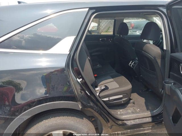 2025 KIA SORENTO LX 8