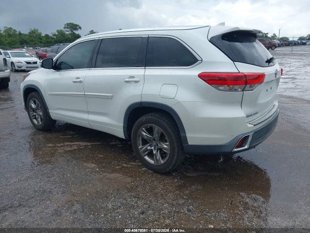 2018 TOYOTA HIGHLANDER LIMITED PLATINUM 3