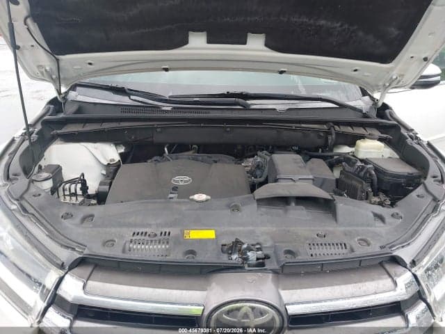2018 TOYOTA HIGHLANDER LIMITED PLATINUM 10