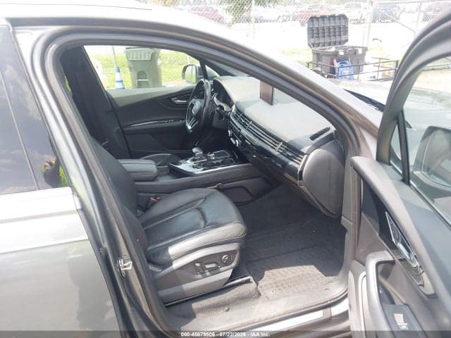 2017 AUDI Q7 3.0T PREMIUM 5