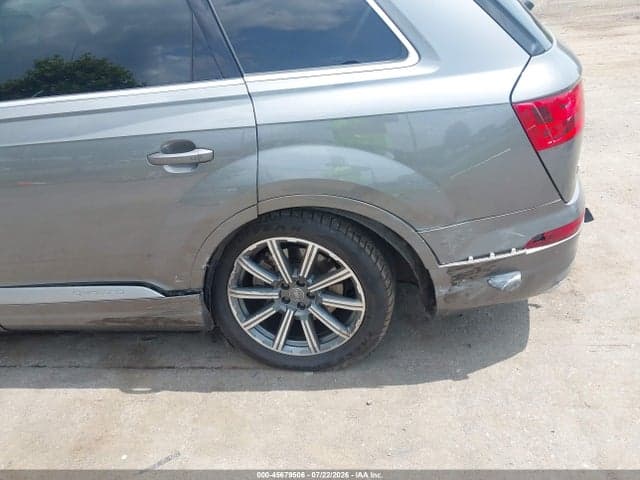 2017 AUDI Q7 3.0T PREMIUM 6