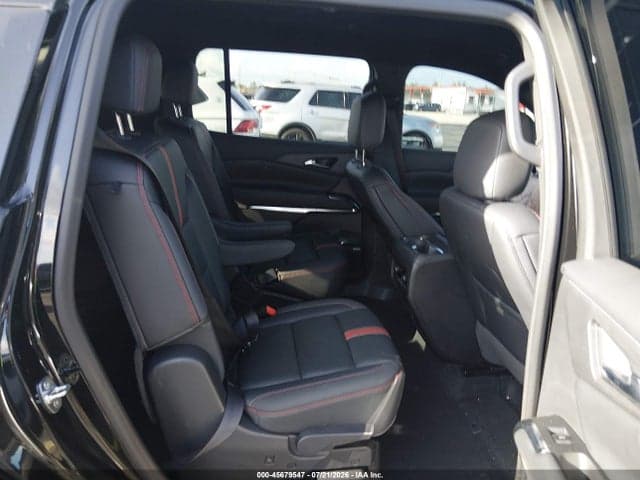 2025 CHEVROLET TRAVERSE FWD RS 8