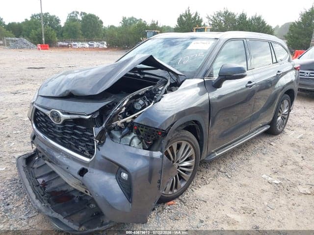2021 TOYOTA HIGHLANDER PLATINUM 2