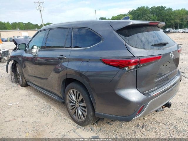 2021 TOYOTA HIGHLANDER PLATINUM 3