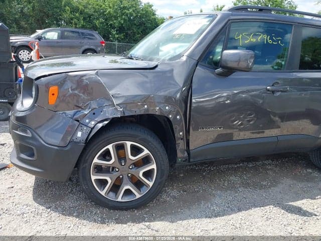 2017 JEEP RENEGADE LATITUDE 18