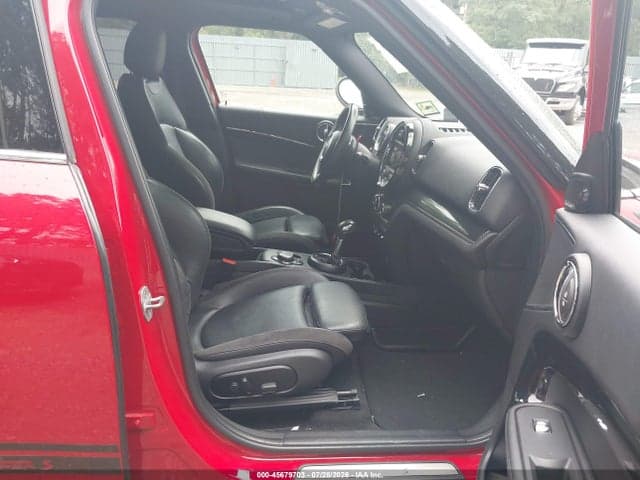 2019 MINI COUNTRYMAN COOPER S 5